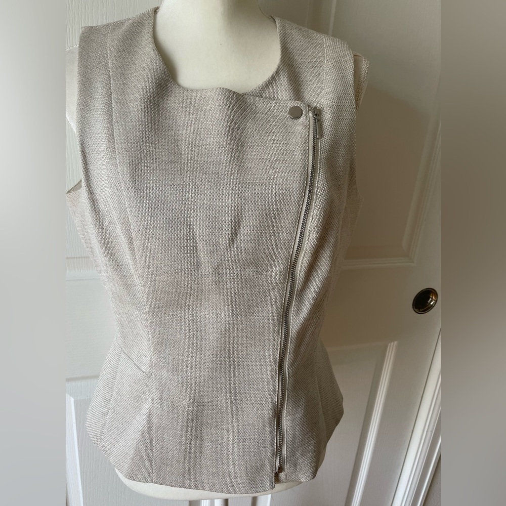 WHITE HOUSE BLACK MARKET TOP